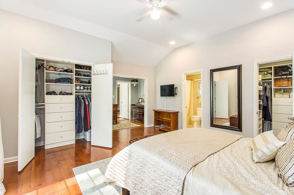 1363 Fenway Cir, Decatur GA  30030-4521 exterior