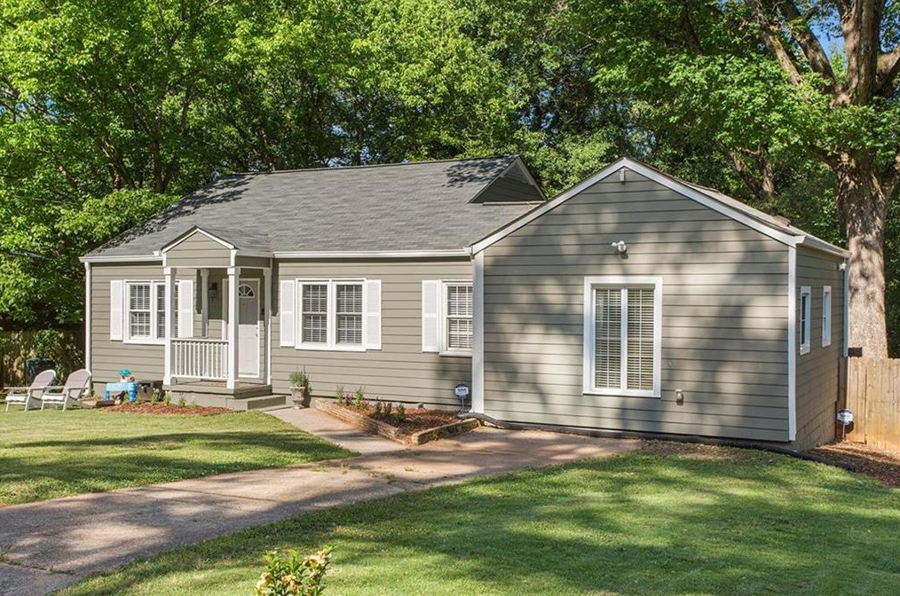 1363 Fenway Cir, Decatur GA  30030-4521 exterior