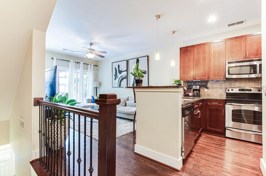 216 Semel Cir Nw #363, Atlanta, GA 30309