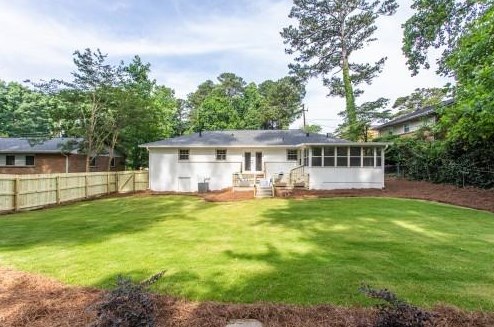 3067 Mount Olive Dr, Decatur GA  30033-3027 exterior