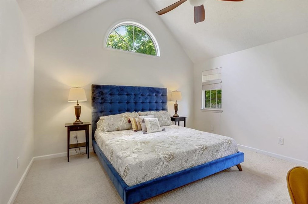 1027 Ashbury Dr, Decatur GA  30030-4167 exterior