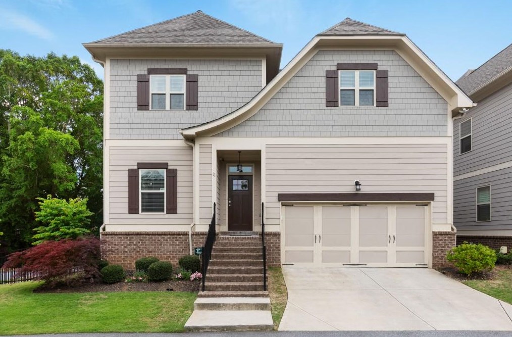 35 Pine St, Roswell, GA 30075-4819