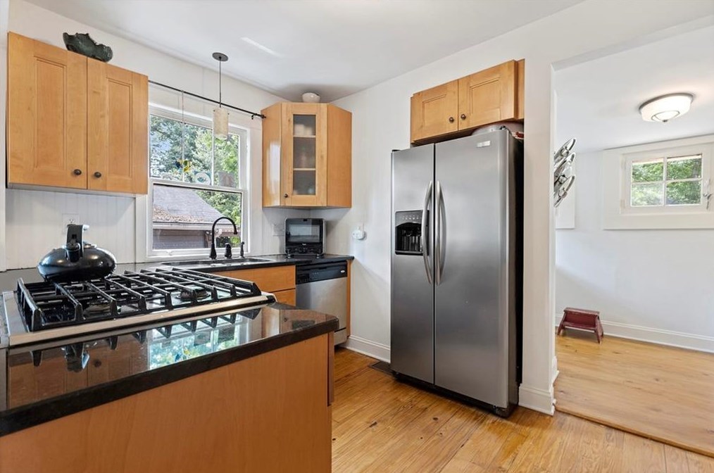 492 Robinson Ave, Atlanta, GA 30315-2033