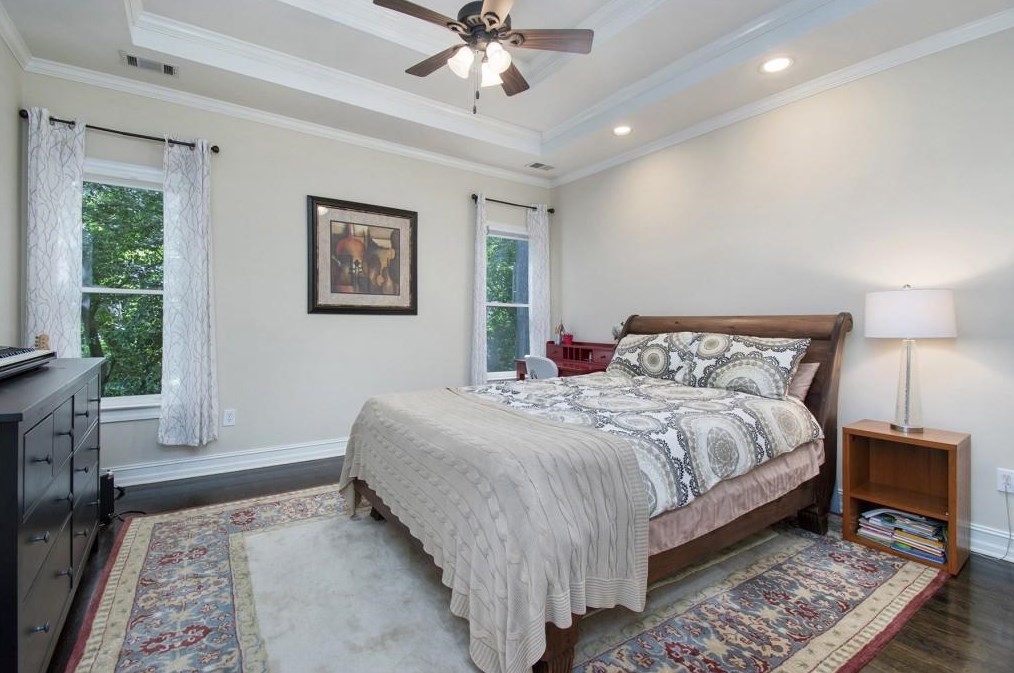 431 Melrose Ave, Decatur GA  30030-2855 exterior