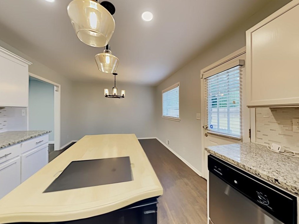 3788 Brookcrest Cir, Decatur GA  30032-3811 exterior