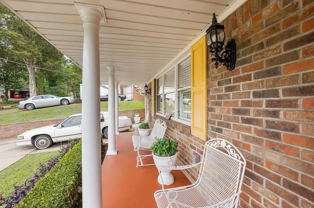 2638 Whites Mill Ct, Decatur GA  30034-1062 exterior