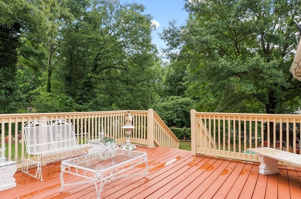 2638 Whites Mill Ct, Decatur GA  30034-1062 exterior