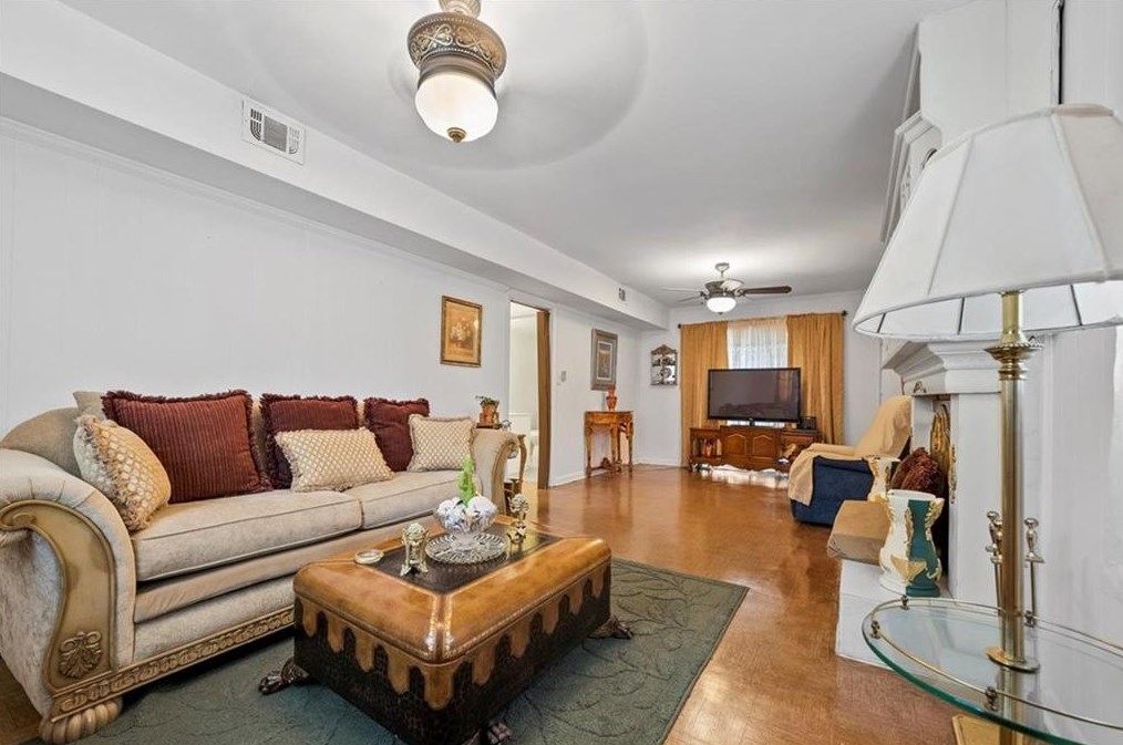 2638 Whites Mill Ct, Decatur GA  30034-1062 exterior