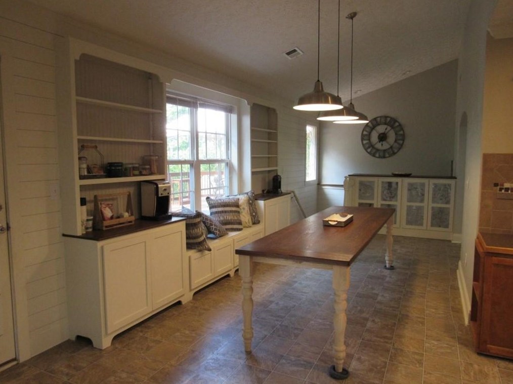 350 Cooper Creek Dr, Dallas GA  30157-1742 exterior