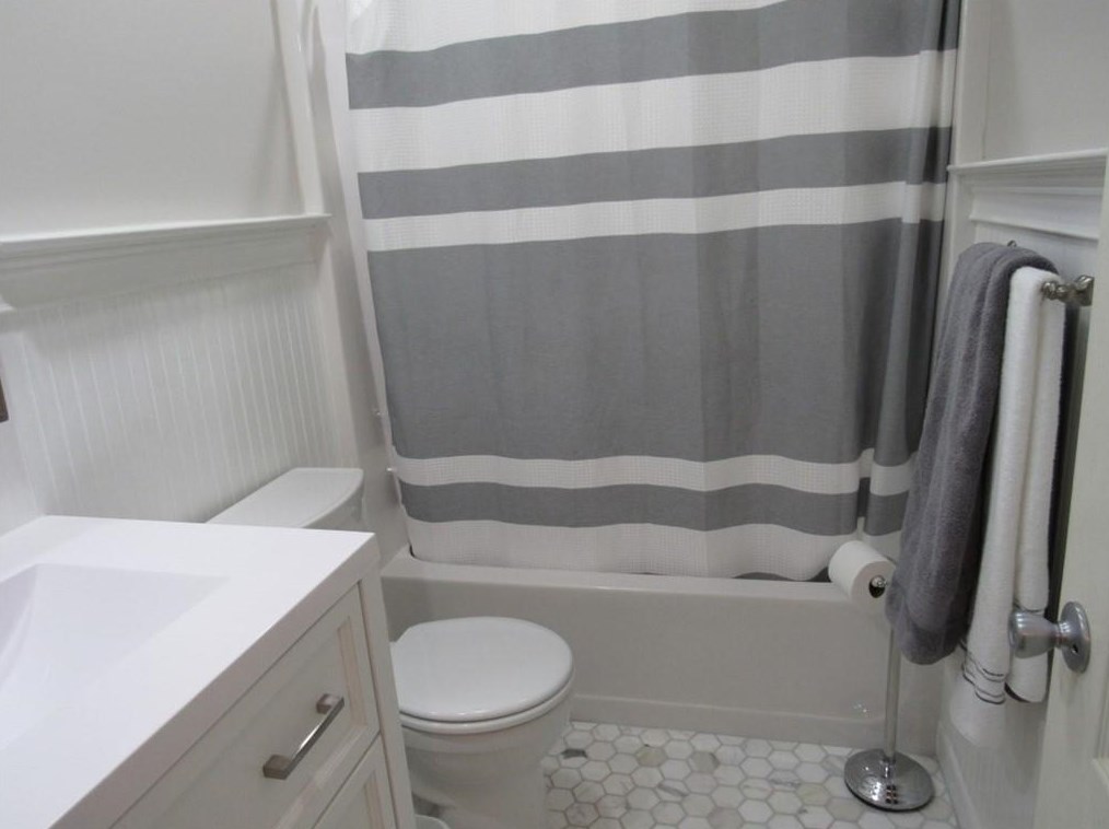 350 Cooper Creek Dr, Dallas GA  30157-1742 exterior