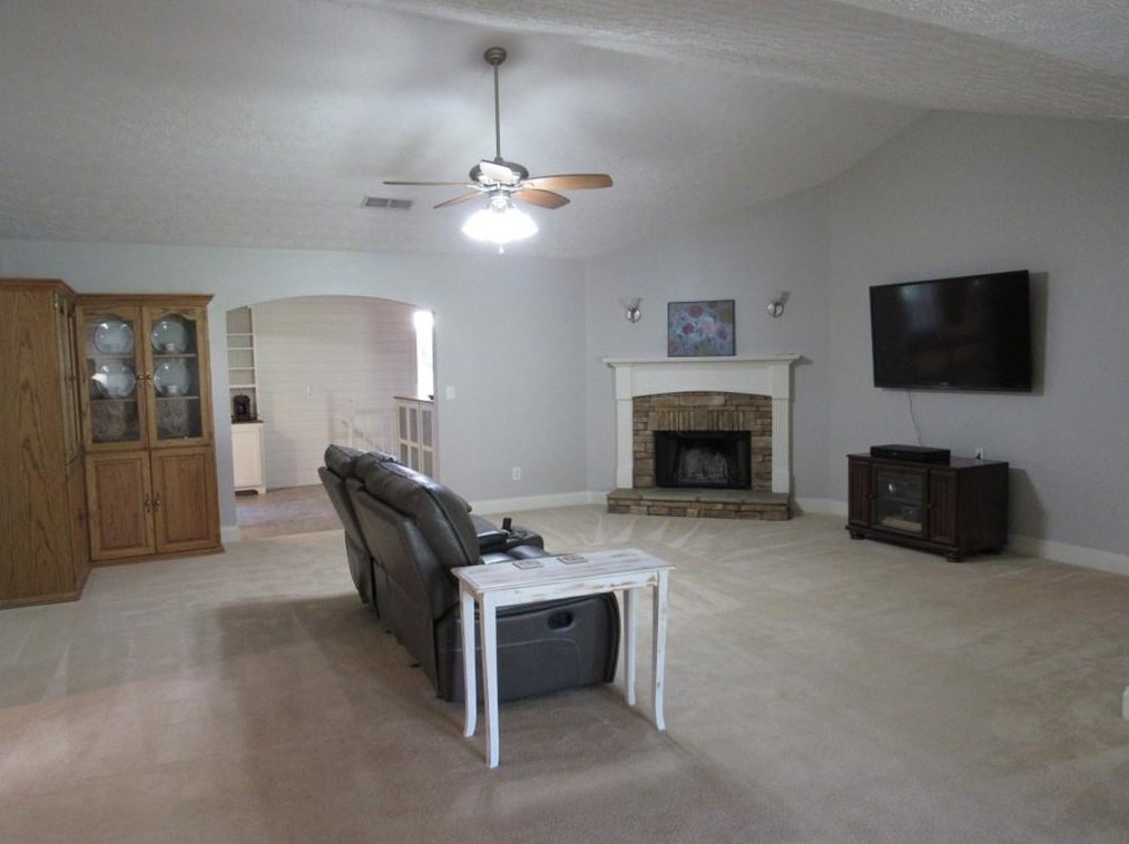 350 Cooper Creek Dr, Dallas GA  30157-1742 exterior