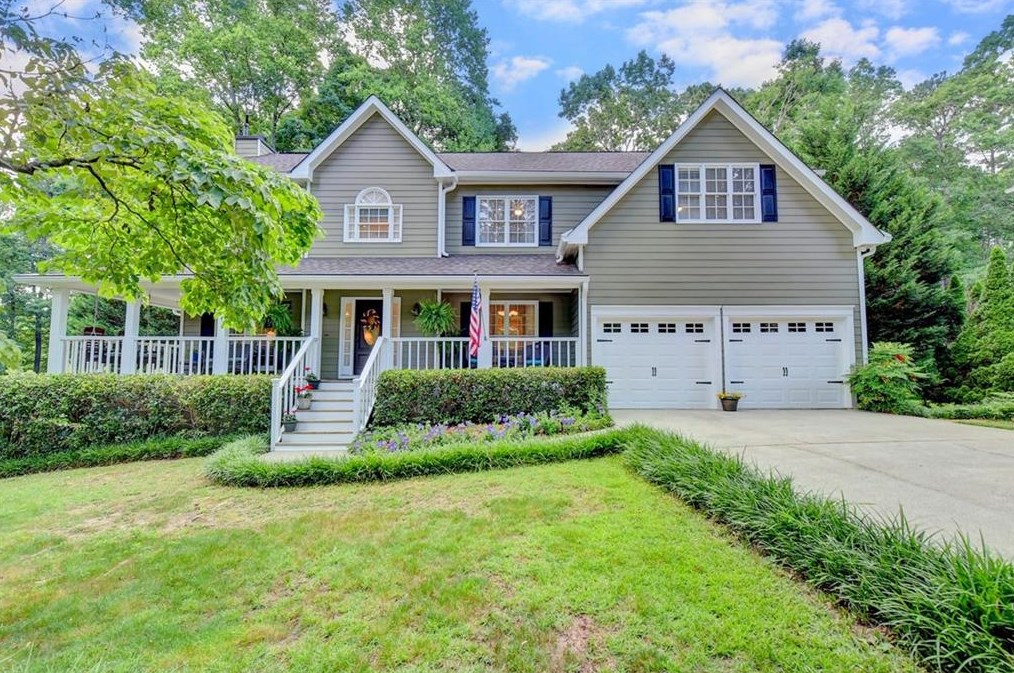 960 Winnbrook Dr, Dacula, GA 30019-2079