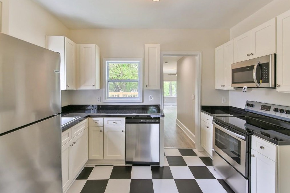 1416 Newton Ave, Atlanta GA  30316-2014 exterior