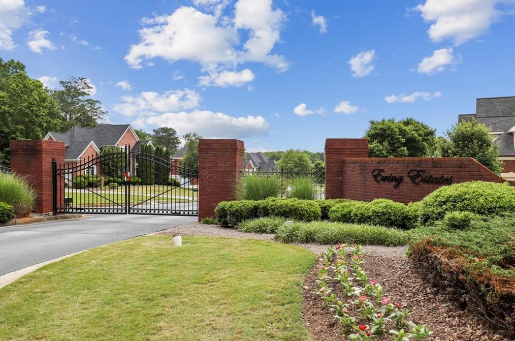 1328 Ewing Creek Dr, Dacula, GA 30019-2479