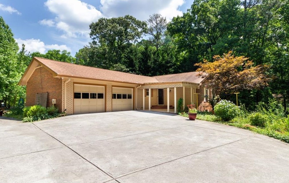 3600 Daylon Dr, Cumming, GA 30028-4367