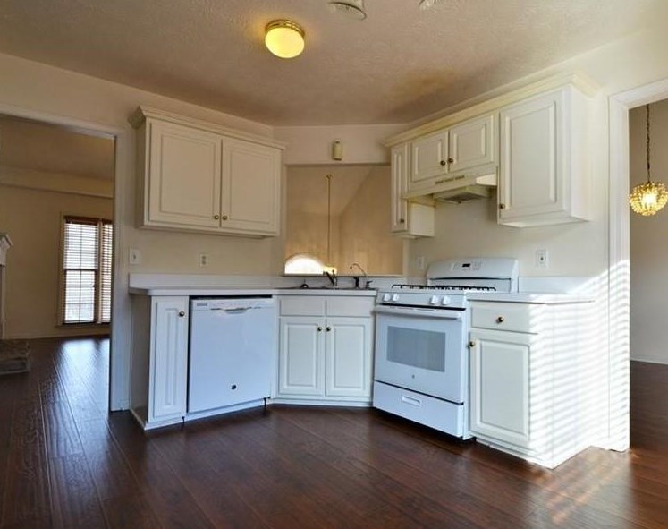 9 Eagle Point Ct, Dallas GA  30132-8489 exterior