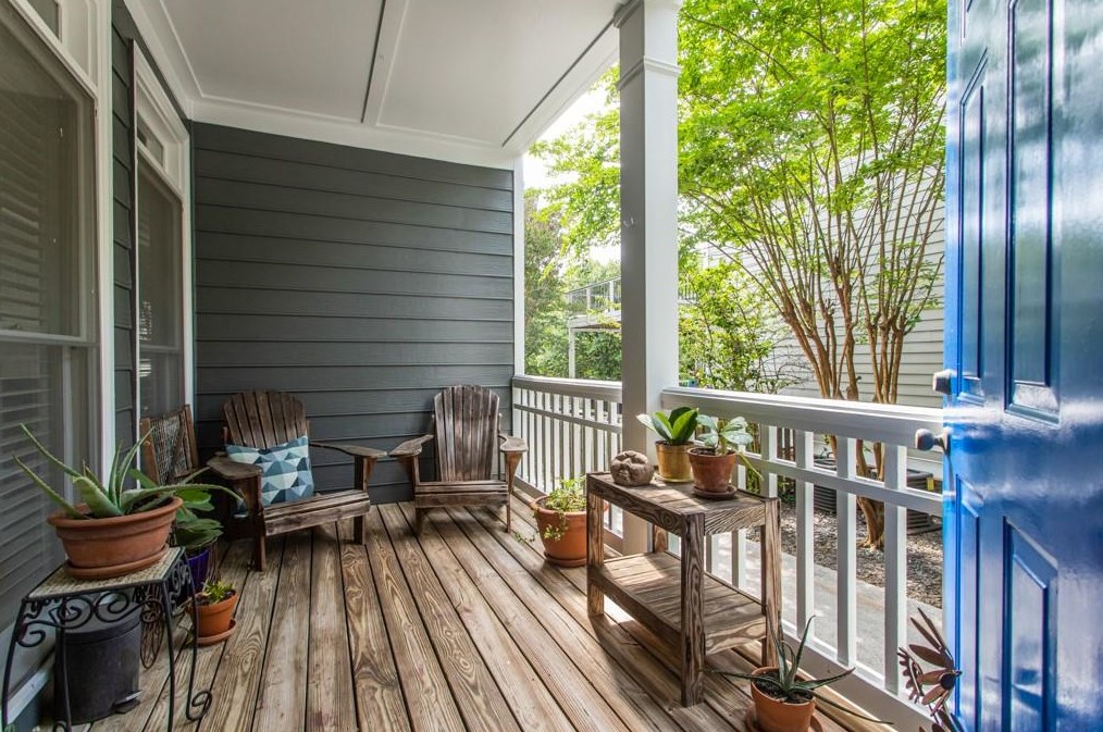 105 Ridley Ln, Decatur, GA 30030-2910