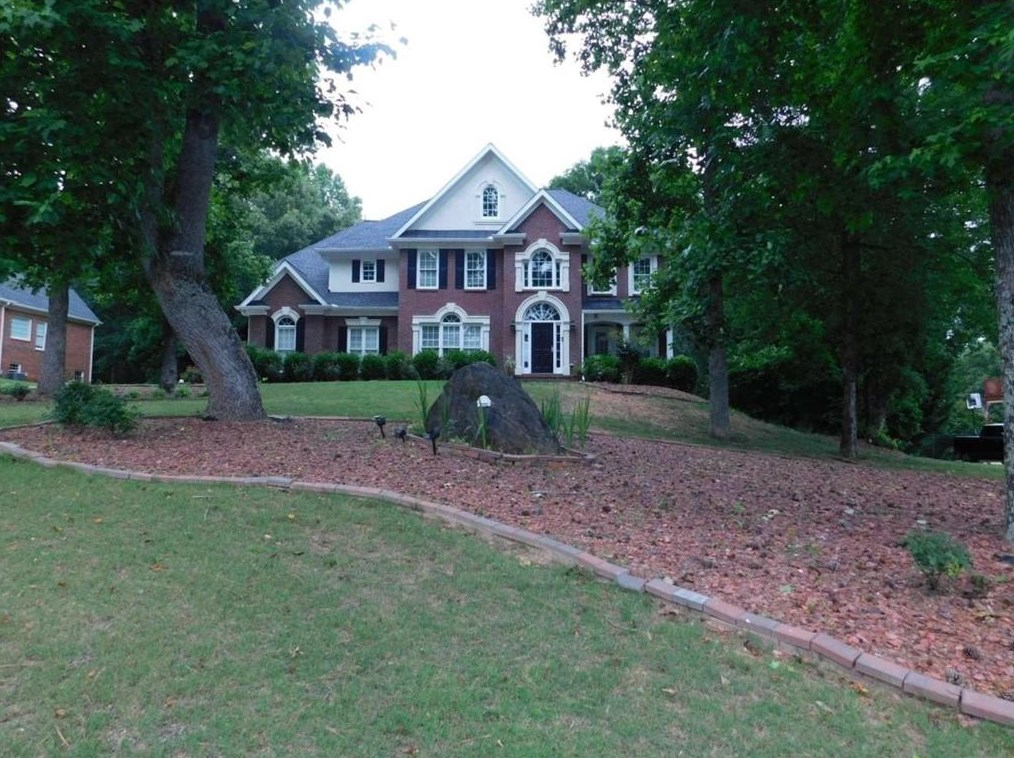 2903 Loch Lomond Dr, Conyers, GA 30094