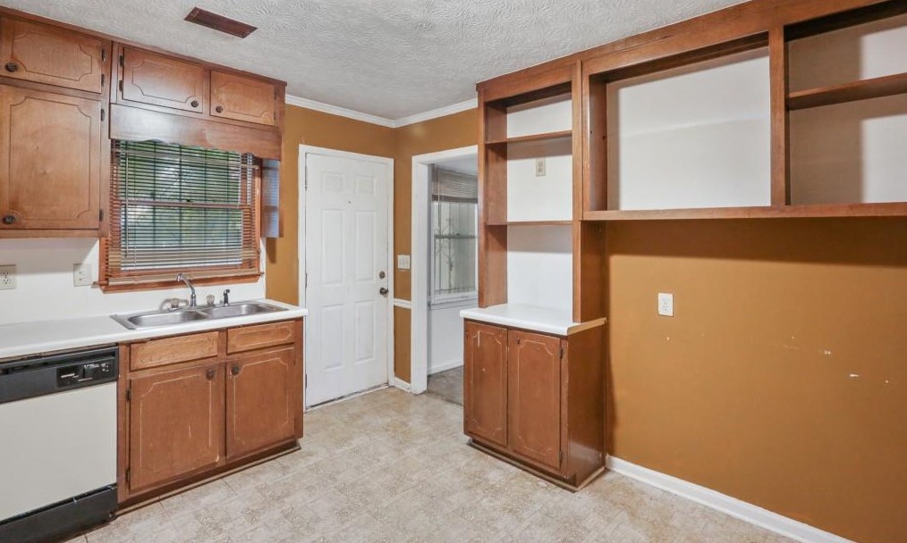 4694 Rockstile Way, Stone Mountain, GA 30083