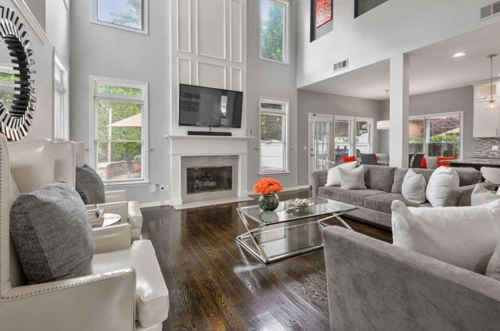 260 Ennisbrook Dr, Smyrna GA  30082-2433 exterior