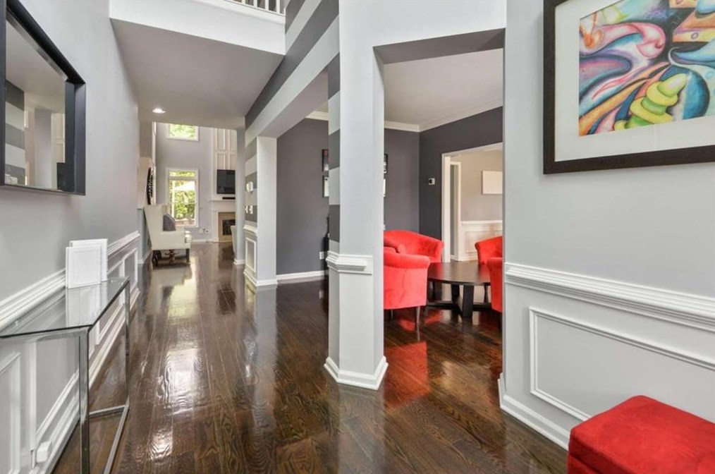 260 Ennisbrook Dr, Smyrna GA  30082-2433 exterior
