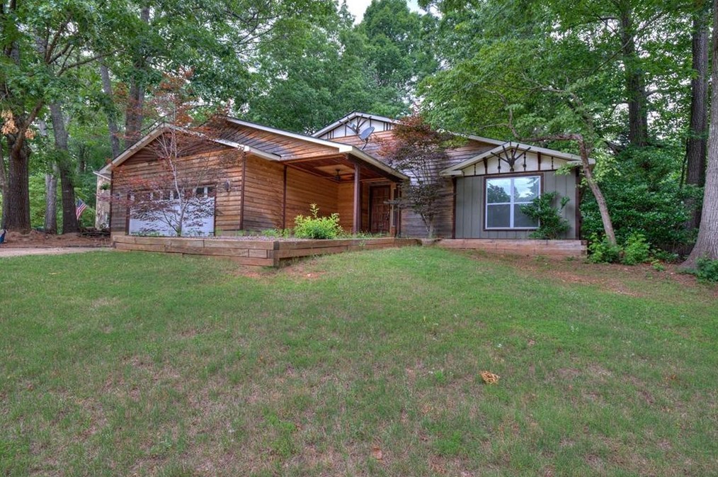 1184 Ridgeside Dr, Acworth, GA 30102-6359