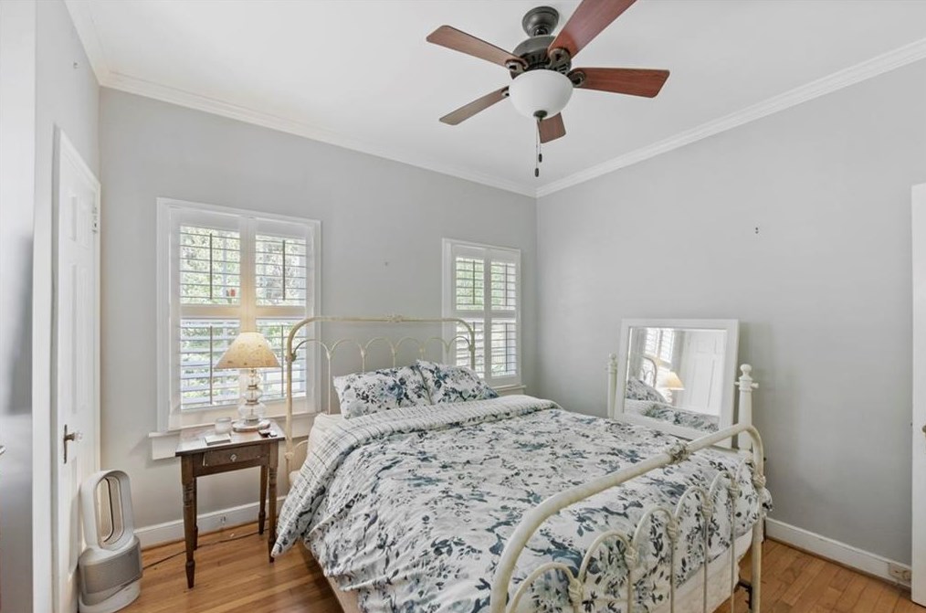 837 Lake Dr, Decatur GA  30030-4903 exterior