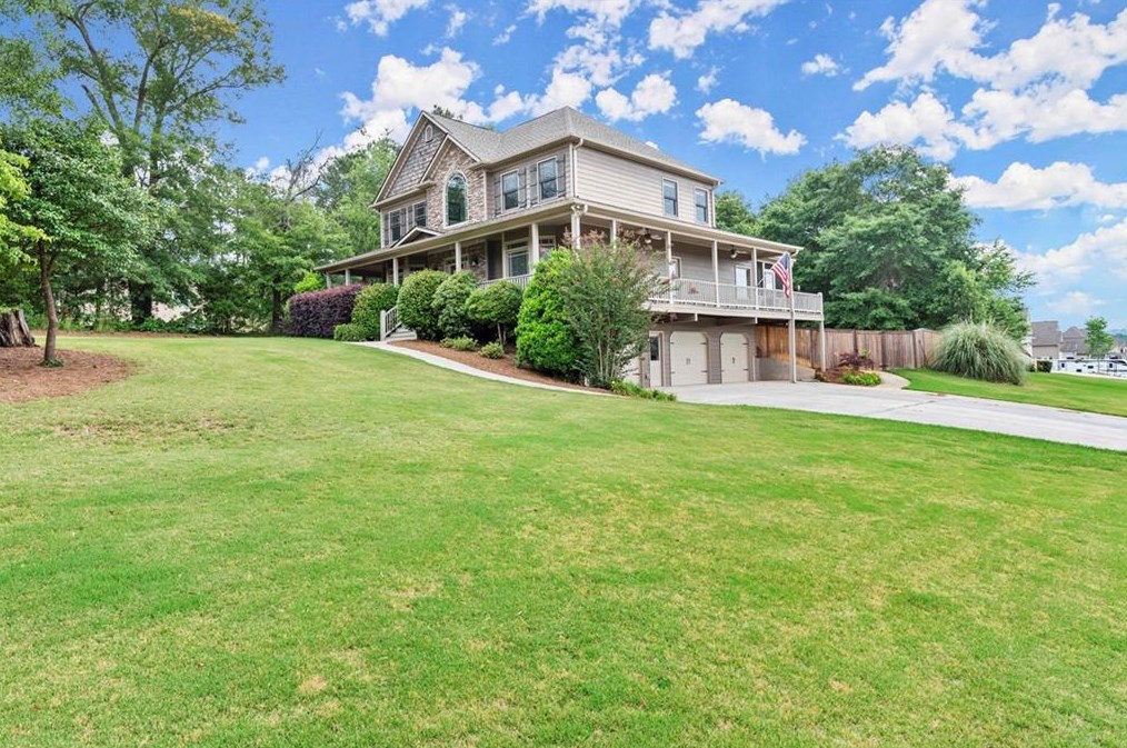 11 Riverview Trl, Euharlee, GA 30145-2895