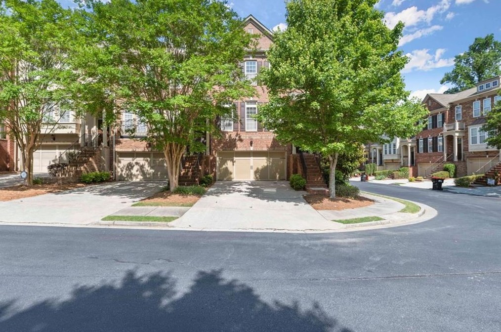 2860 Overlook Trce, Atlanta, GA 30324-7506