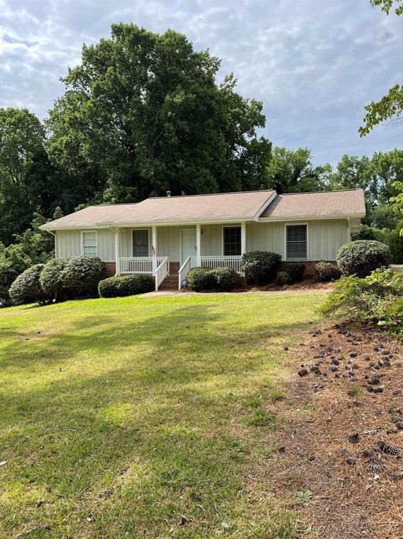 3993 Shelby Ln, Douglasville, GA 30135-2625