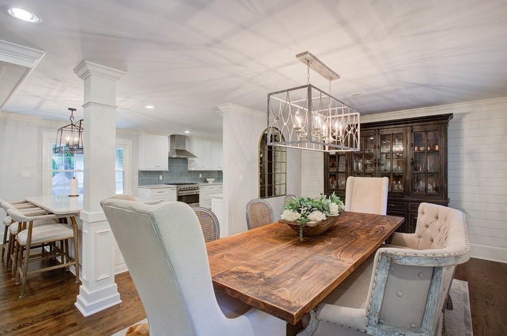 2676 Ridge Valley Rd, Atlanta GA  30327-1824 exterior