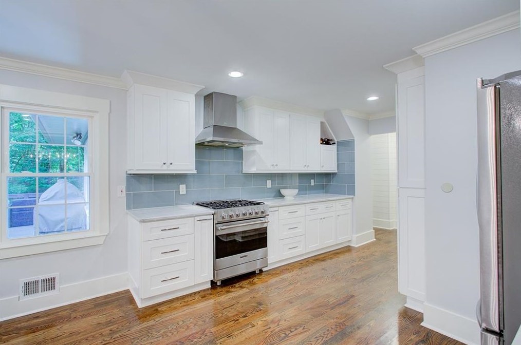 2676 Ridge Valley Rd, Atlanta GA  30327-1824 exterior