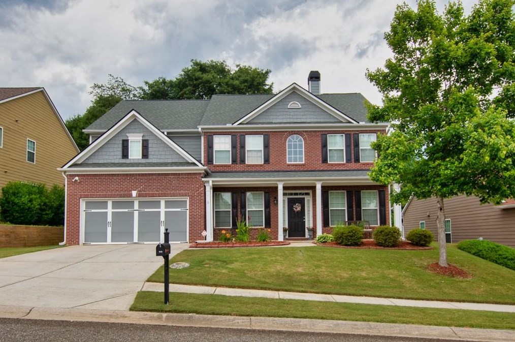 1836 Madrid Falls Dr, Braselton, GA 30517
