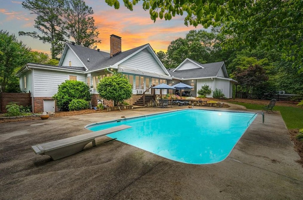 120 Mitchell Ave, Euharlee, GA 30120-3705
