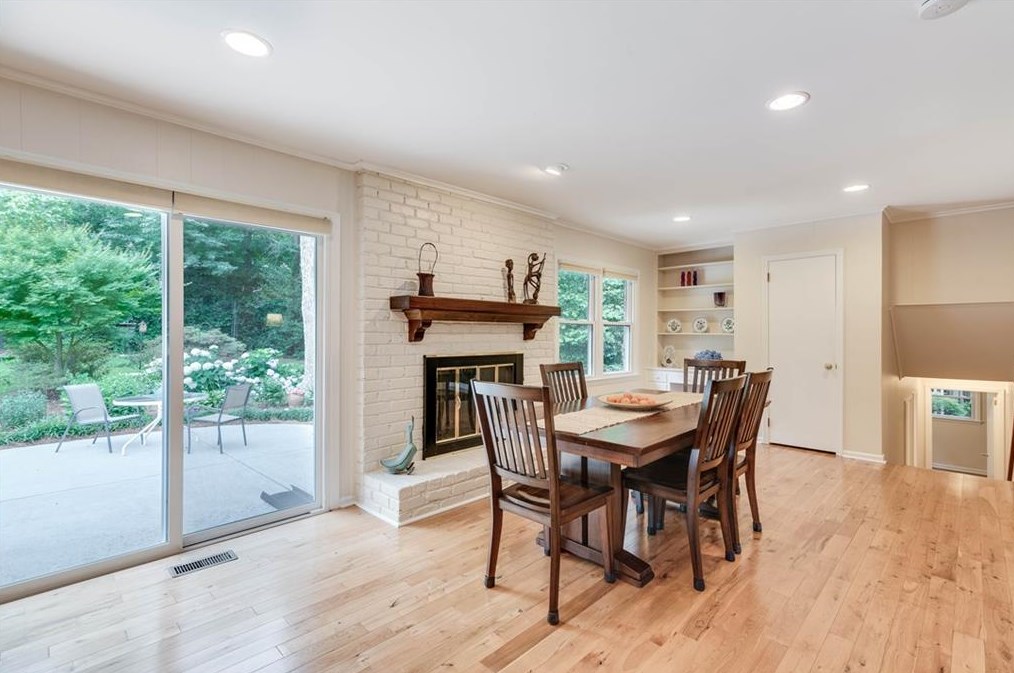 1415 Altamont Dr, Decatur GA  30033-2103 exterior