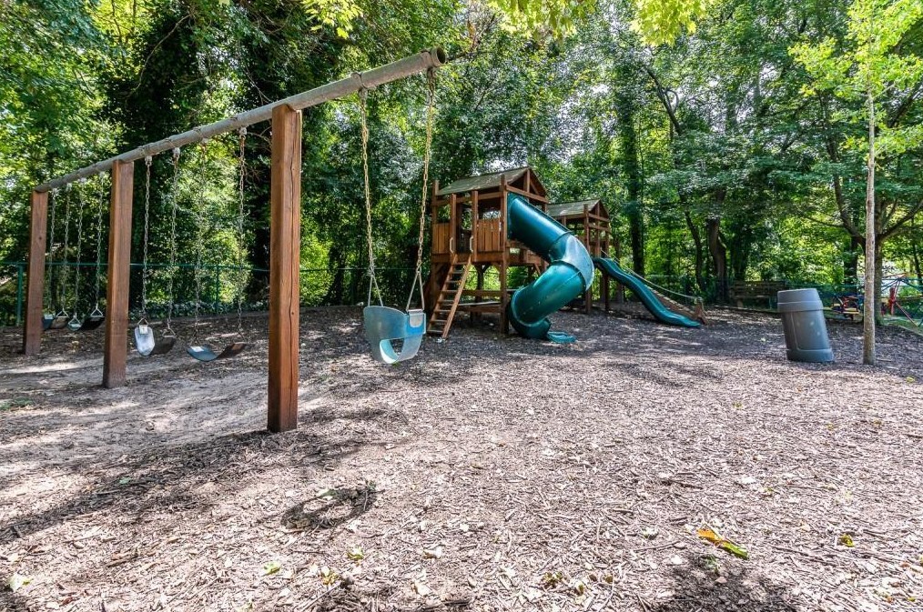 1415 Altamont Dr, Decatur GA  30033-2103 exterior