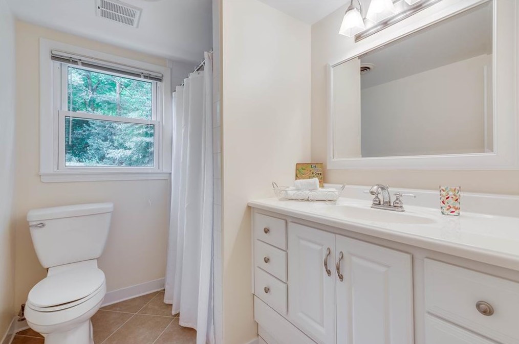 1415 Altamont Dr, Decatur GA  30033-2103 exterior