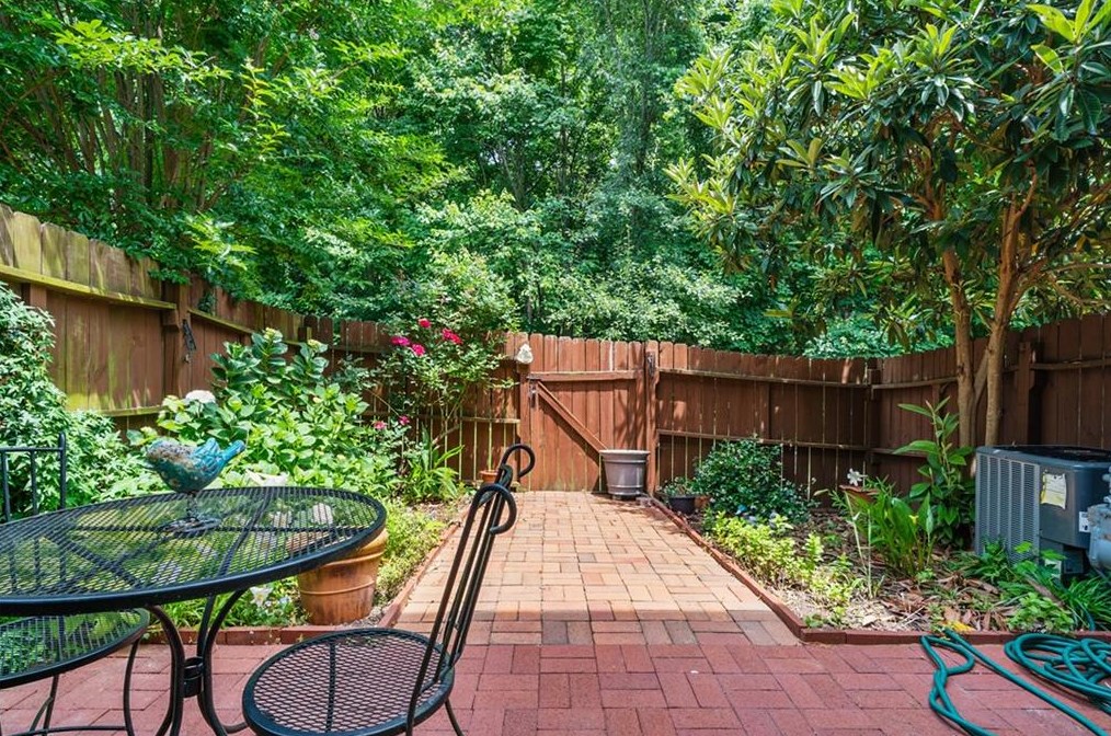 3765 Berkeley Crossing, Duluth, GA 30096