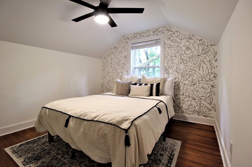 2461 Woodland Cir, Atlanta GA  30344-2765 exterior