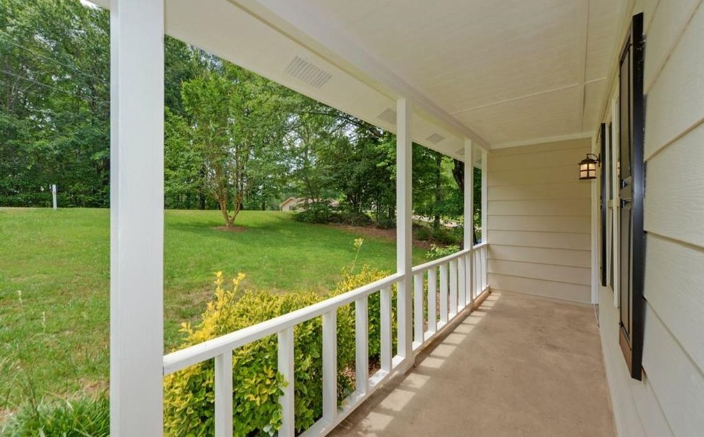 3828 Carter Rd, Buford, GA 30518-1608