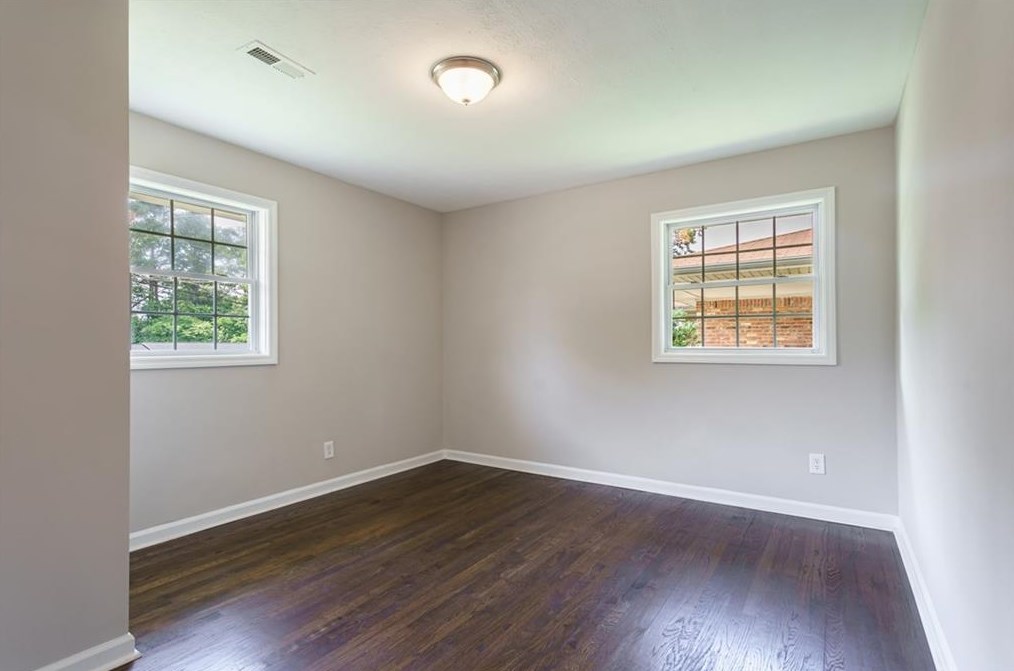 2409 Shamrock Dr, Decatur GA  30032-7149 exterior