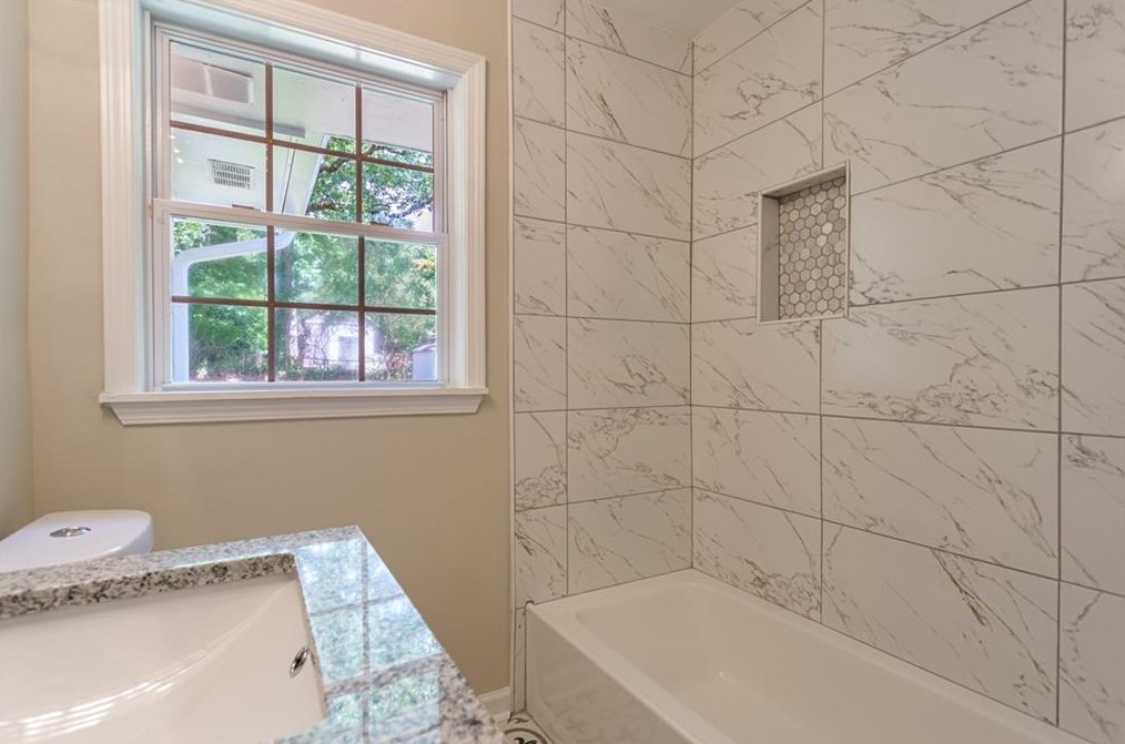 2409 Shamrock Dr, Decatur GA  30032-7149 exterior