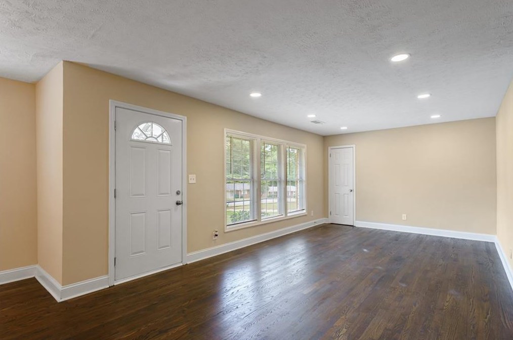 2409 Shamrock Dr, Decatur GA  30032-7149 exterior