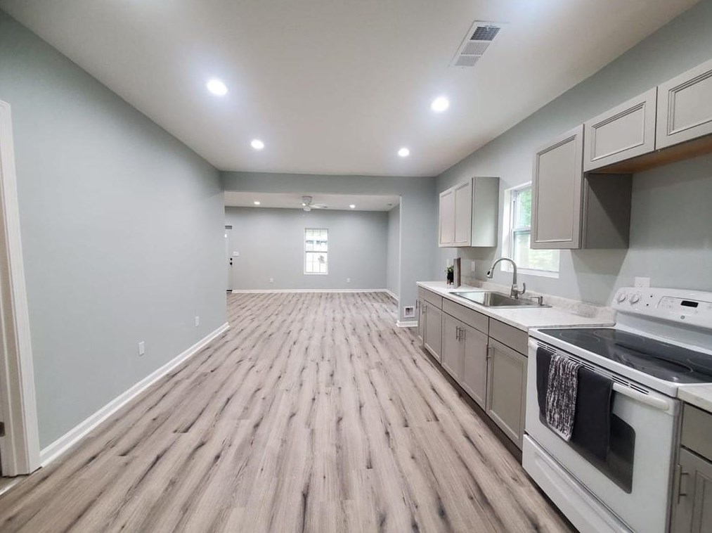 1693 Oak St Ne, Conyers, GA 30012