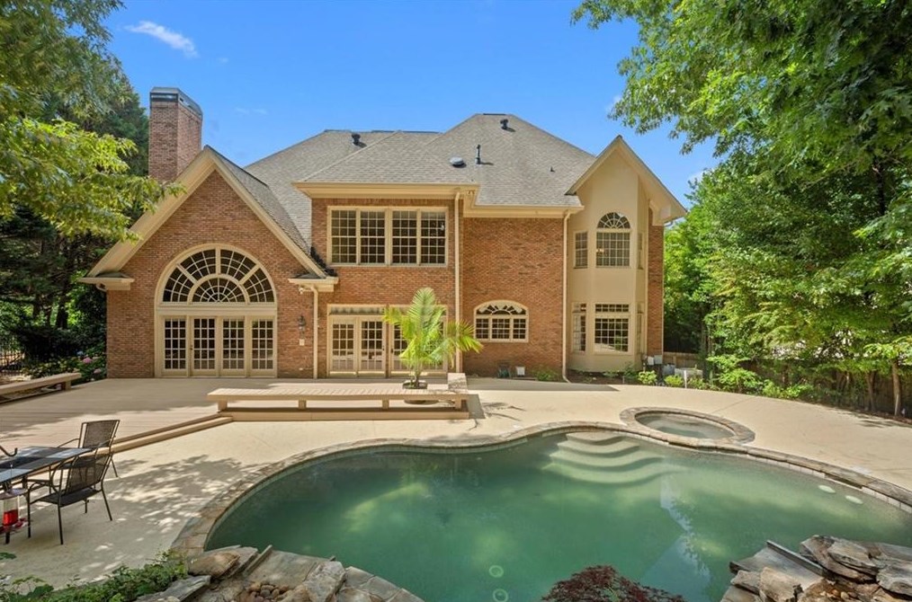 3620 Newport Bay Dr, Alpharetta, GA 30005-7817
