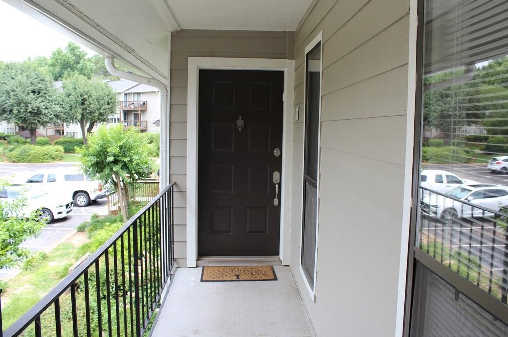 411 Park Ridge Cir, Marietta, GA 30068