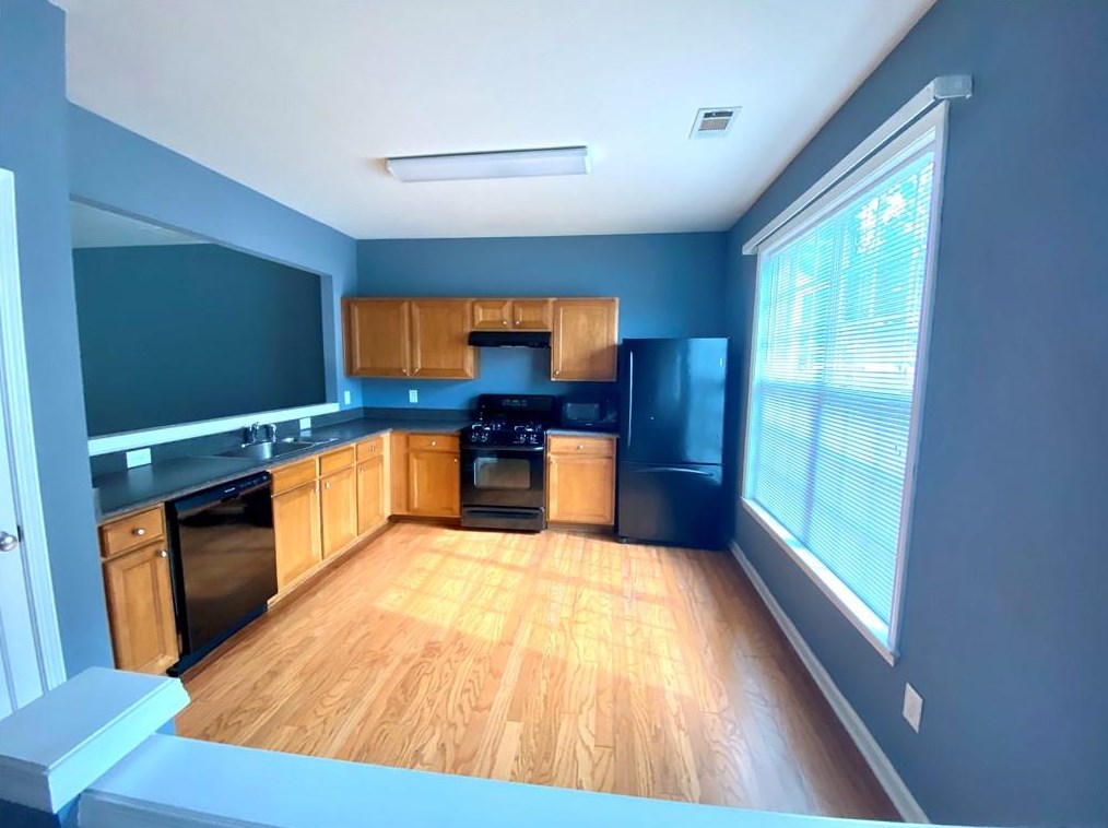 908 Prestwyck Ct, Alpharetta, GA 30004-0517