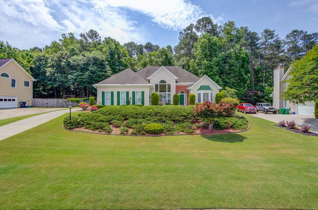 3194 Wood Springs Ct Sw, Lilburn, GA 30047
