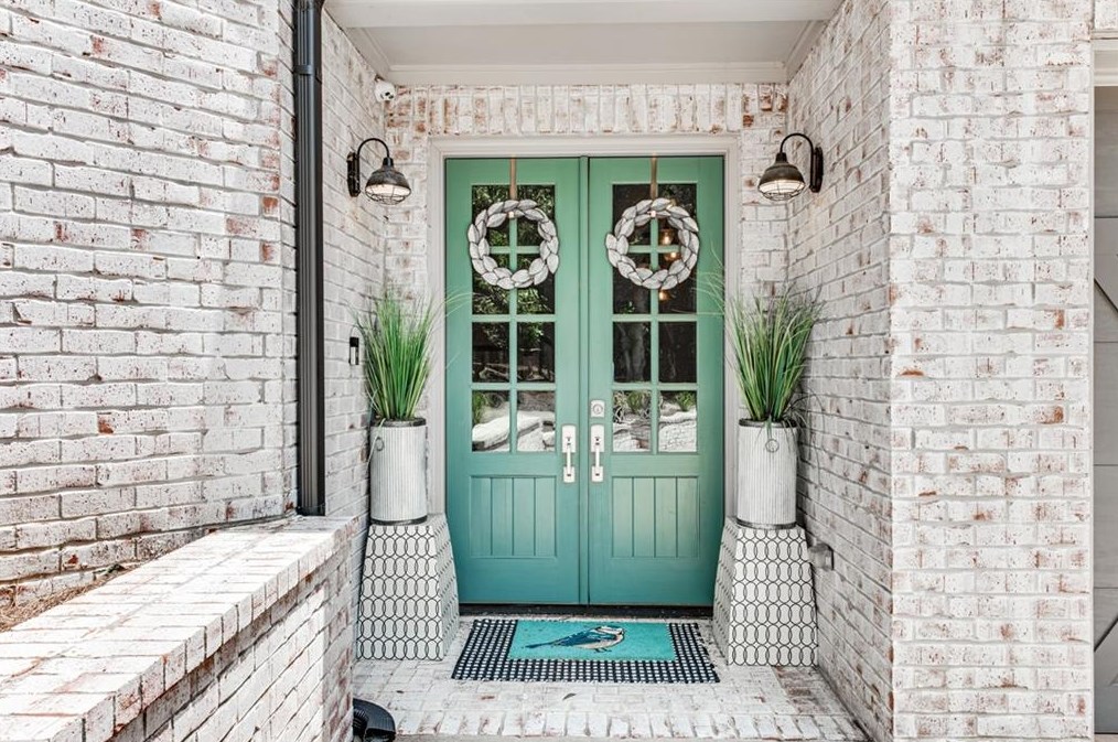 895 Pine Grove Pointe Dr, Roswell, GA 30075-2750