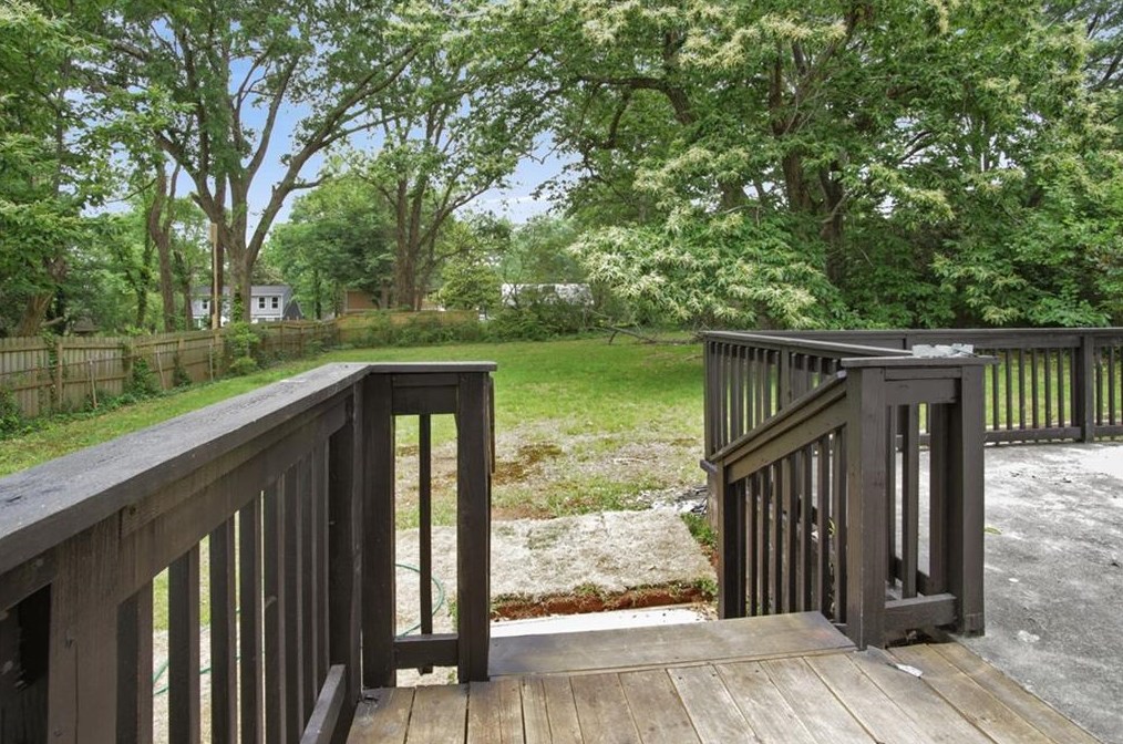 2039 Marco Dr, Decatur GA  30032-3933 exterior